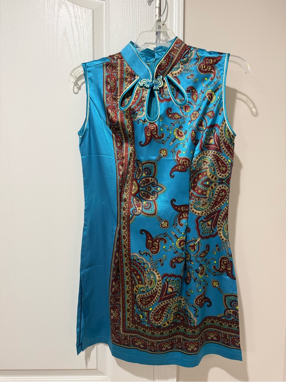 Turquoise Paisley Sleeveless Mandarin Top